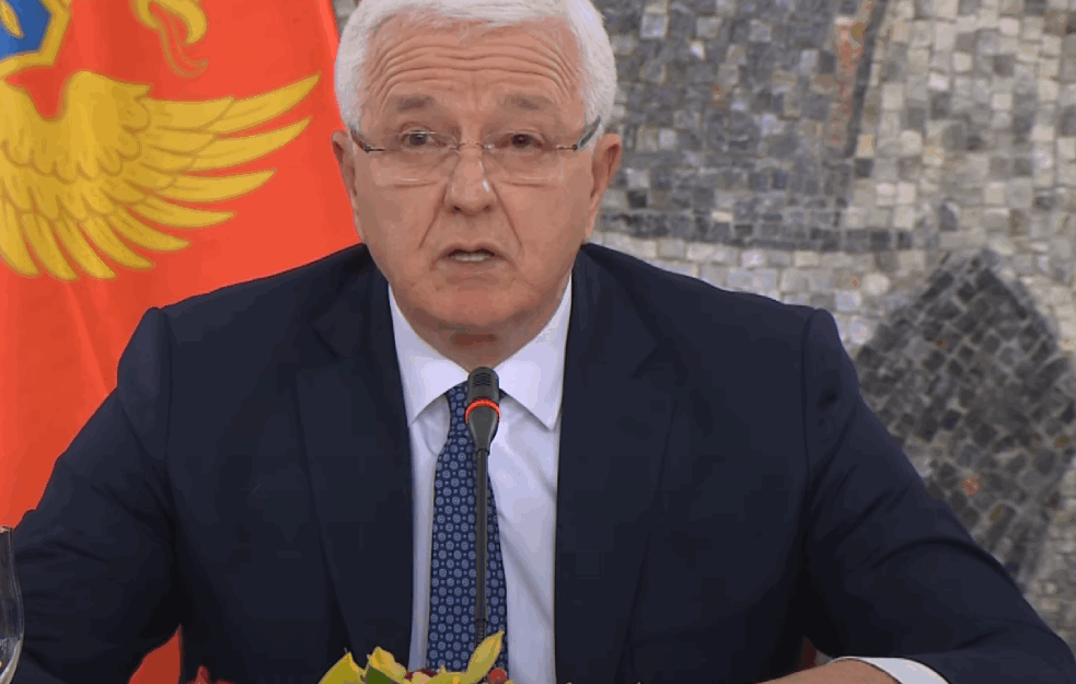 GOVOR OČAJNIKA: KRŠENJE PREDIZBORNE ĆUTNjE,samo se <span style='color:red;'><b>Duško Marković</b></span> obratio građanima crne gore